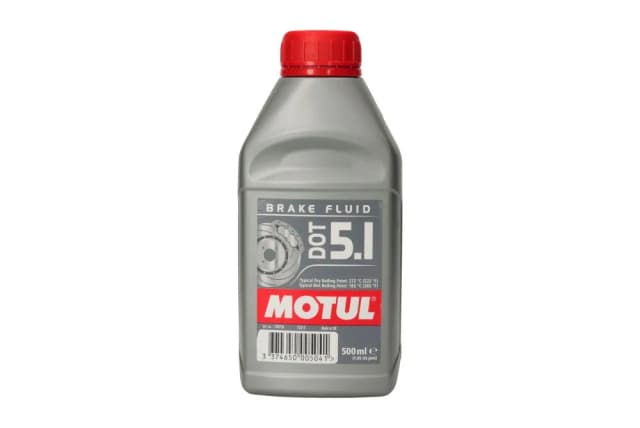 Motul DOT 5.1 – najlepszy płyn hamulcowy dla twojego bezpieczeństwa Motul DOT 5.1 – najlepszy płyn hamulcowy dla twojego bezpieczeństwa